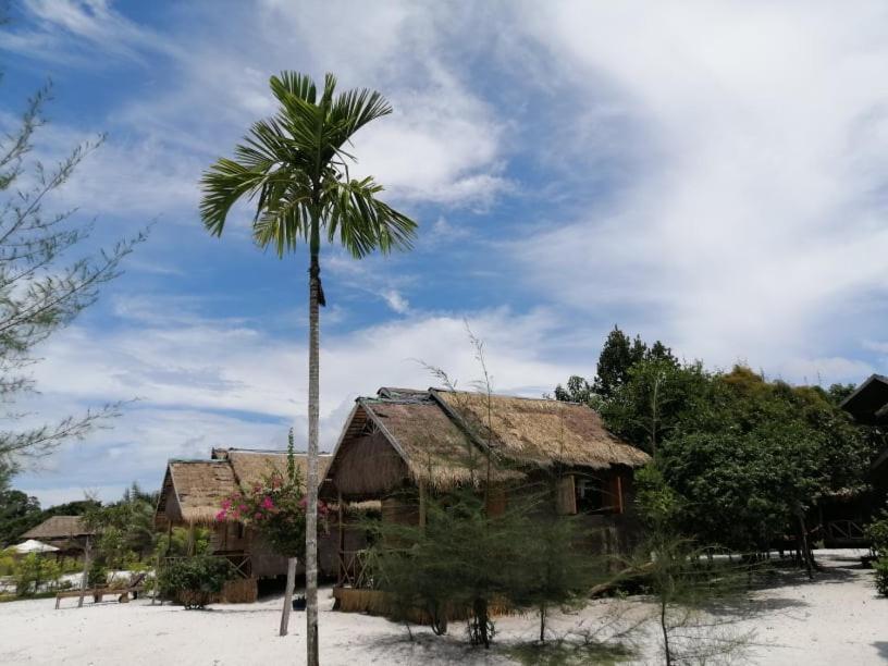 Green Blue Beach Hostel Koh Rong Sanloem Buitenkant foto