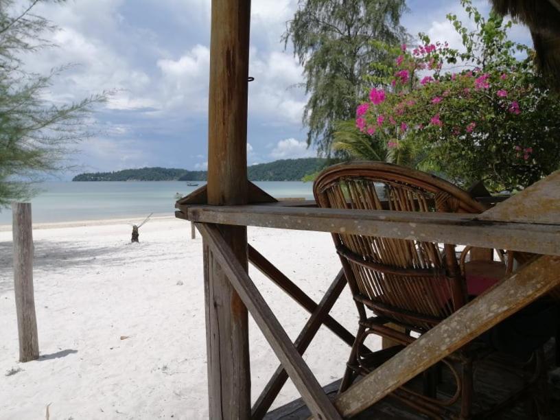 Green Blue Beach Hostel Koh Rong Sanloem Buitenkant foto