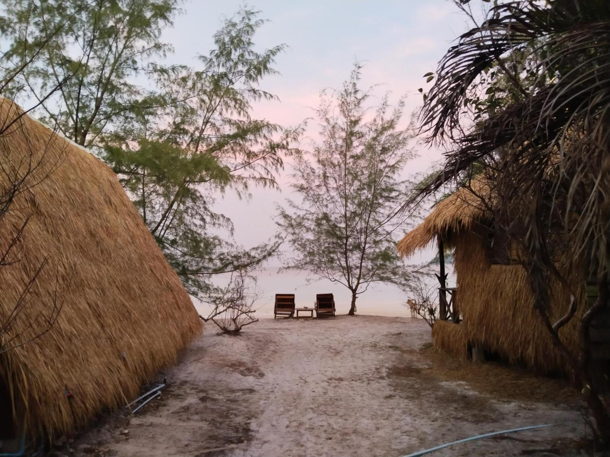 Green Blue Beach Hostel Koh Rong Sanloem Buitenkant foto